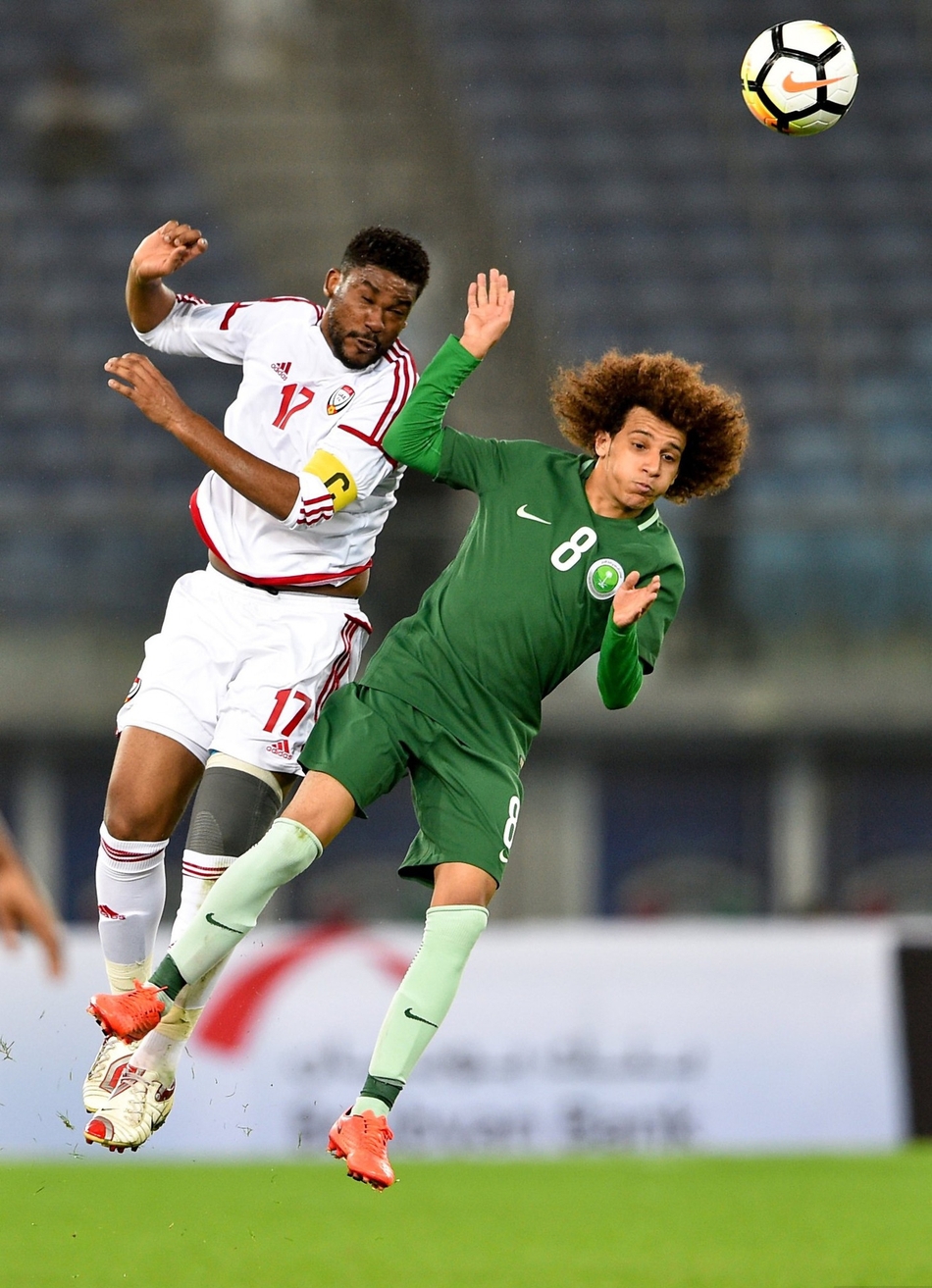 泰国队险胜日本队，辛杜统治全场