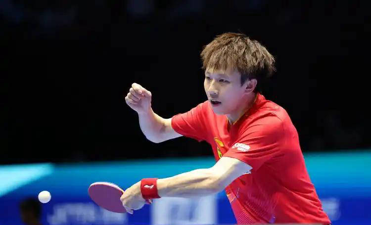 英格兰队横扫中国队，林高远关键制胜