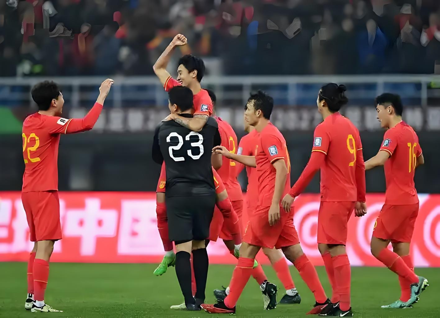 中国队险胜韩国队,梁靖崑统治全场 中国队险胜韩国队,梁靖崑统治全场