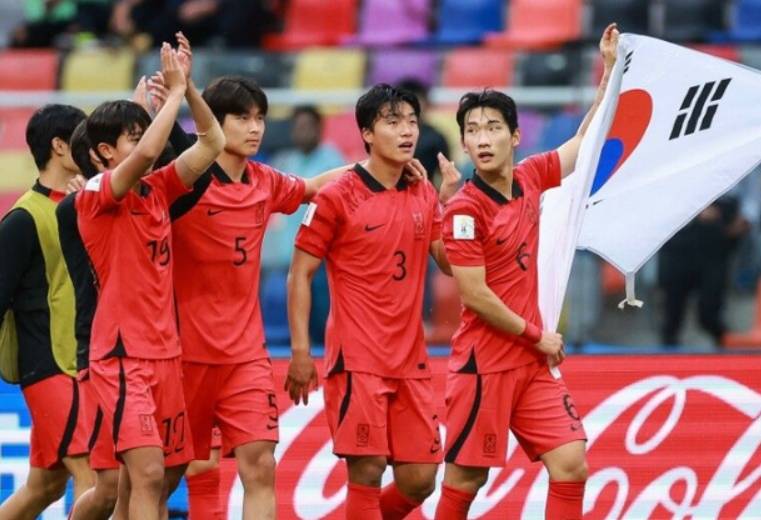 日本队完胜韩国队,波尔统治全场 日本队完胜韩国队,波尔统治全场