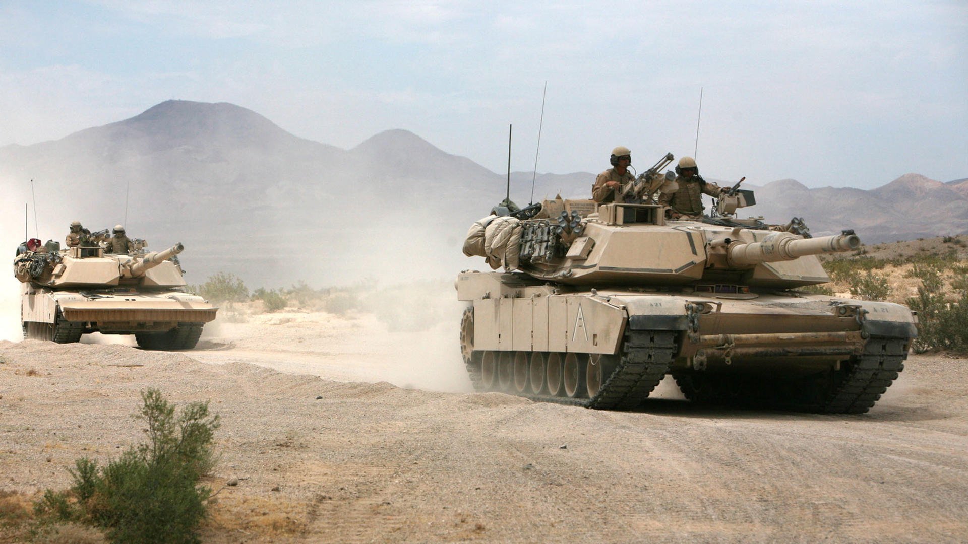 火线对决，火箭三分雨射落独行侠，关键战展露季后赛獠牙