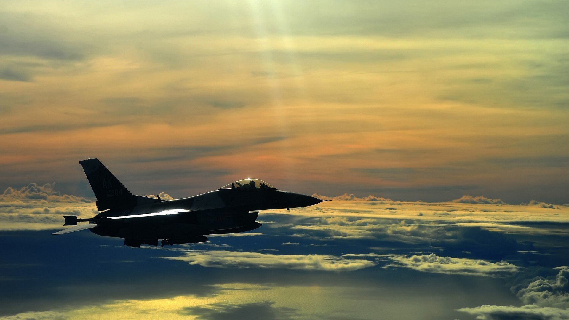 一亿人的目光，两代神锋的传承，和一个回家的男人