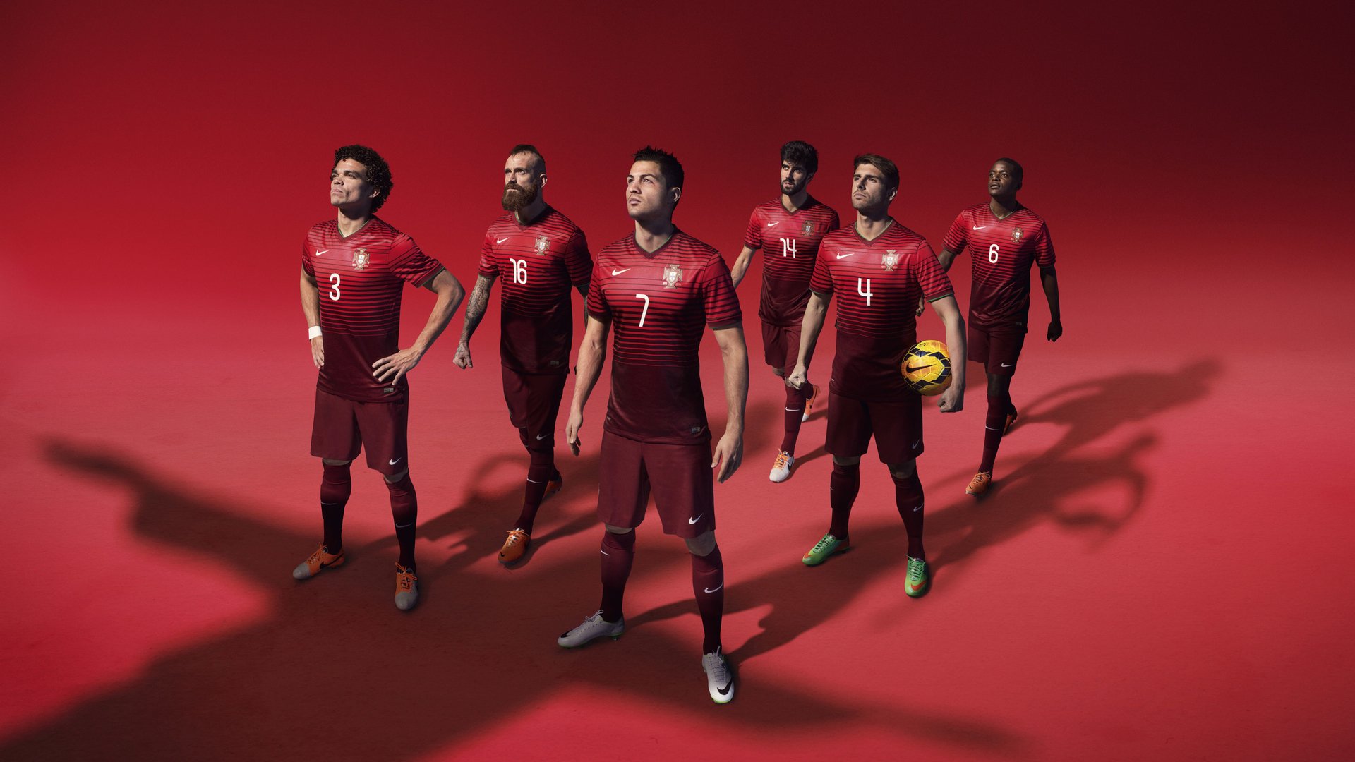 击碎三双风暴，封印纽约幻梦，当季后赛的剧本被一双冷眼与巨掌改写